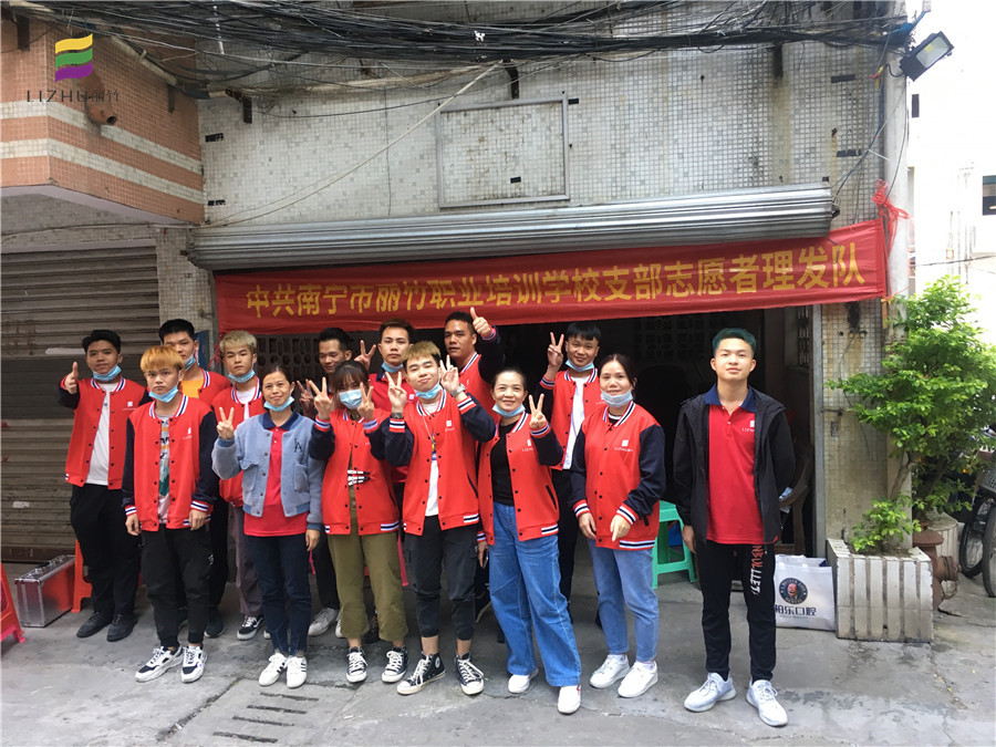 爺爺奶奶的理發(fā)問題，我們承包啦
