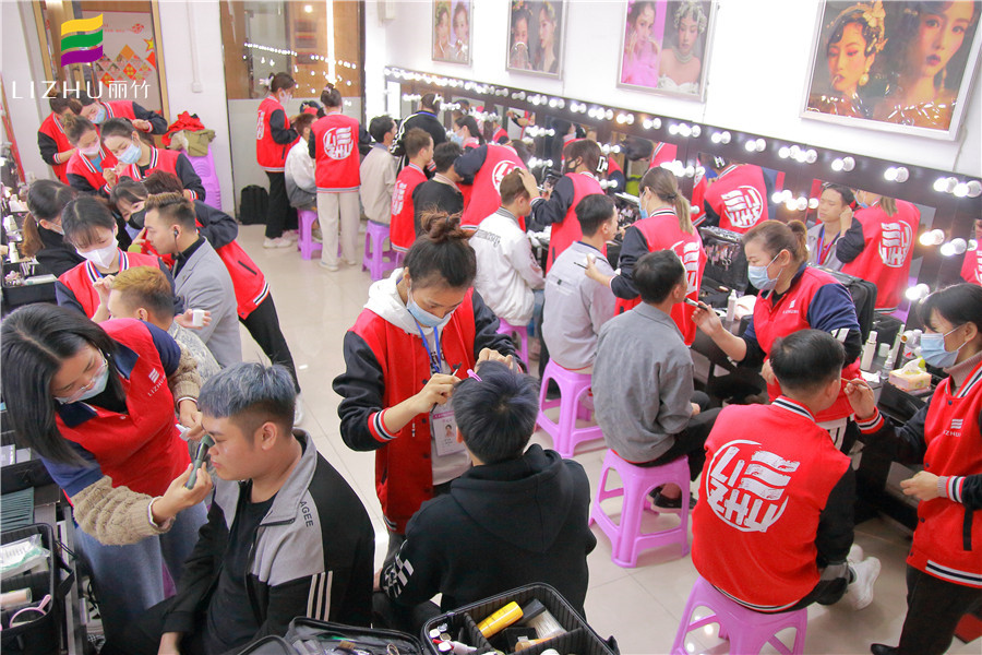 男士妝容的化妝技巧，南寧彩妝培訓(xùn)分享