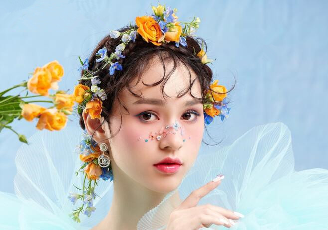 田園風(fēng)新娘有哪些特點(diǎn)？廣西教新娘妝的學(xué)校分享給你