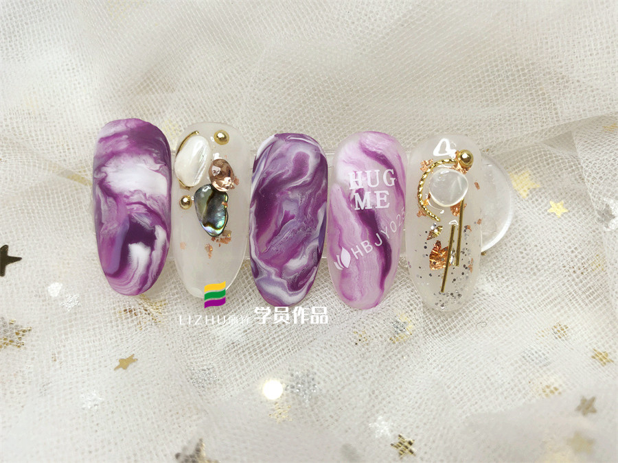 暈染美甲，麗竹專業(yè)美甲師學(xué)校學(xué)員作品