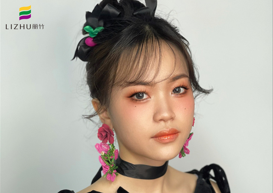 復(fù)古禮服造型，南寧化妝學(xué)校推薦