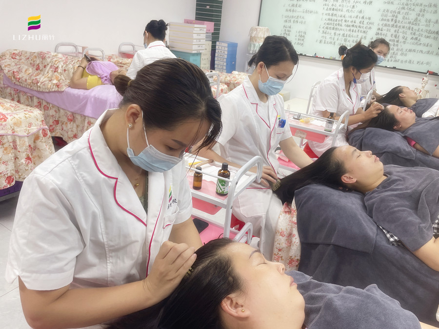 適合梳頭的時間？南寧頭療養(yǎng)生學習