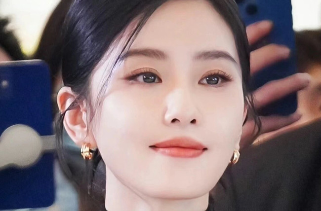 劉詩詩黑天鵝日常淡妝，廣西化妝彩妝專業(yè)分享