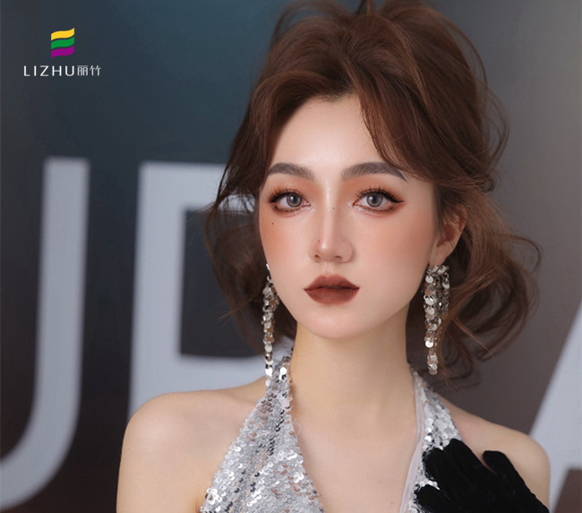 氣質(zhì)千金新娘，南寧學(xué)化妝影樓作品