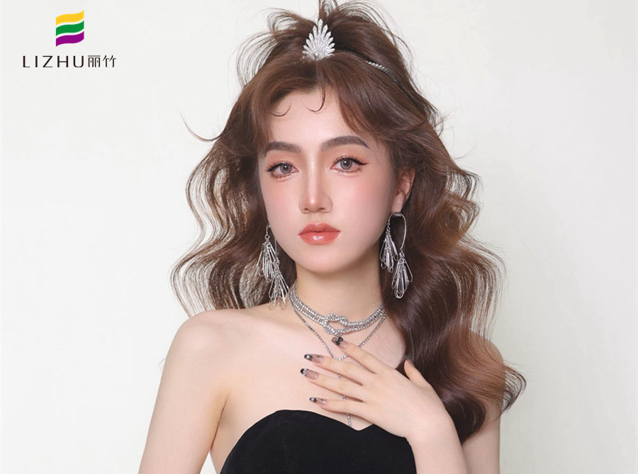 千金晚宴造型，南寧化妝彩妝造型學(xué)校作品