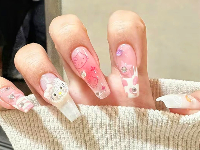 Hellokitty卡通美甲，南寧美甲款式造型學校分享