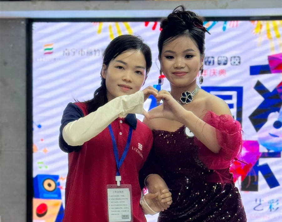 禮服晚宴造型，南寧專業(yè)新娘妝跟妝