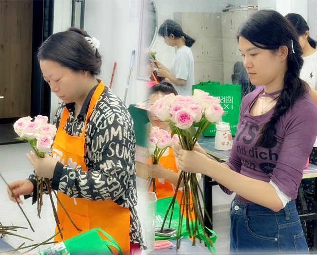 螺旋花束的教程，南寧花藝師學(xué)校分享