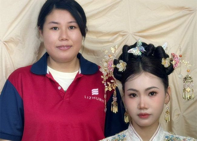 新中式秀禾，南寧化妝學(xué)校十大品牌